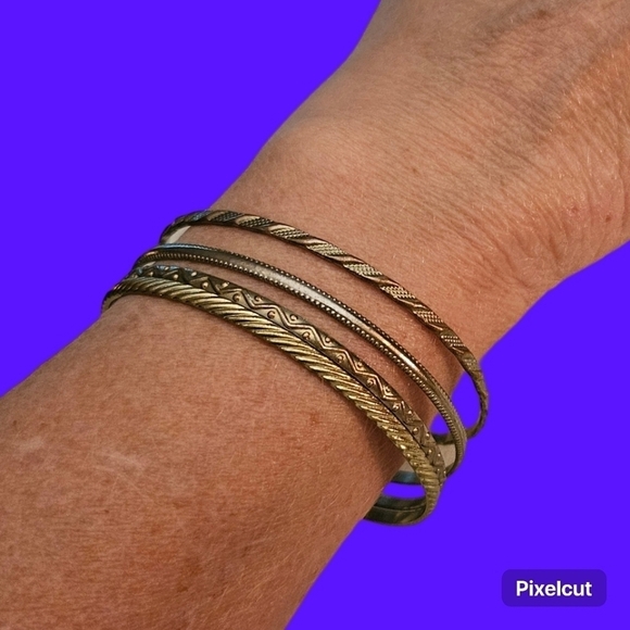 3/$20 Set of Four Textured Bangle Bracelets - Picture 1 of 6